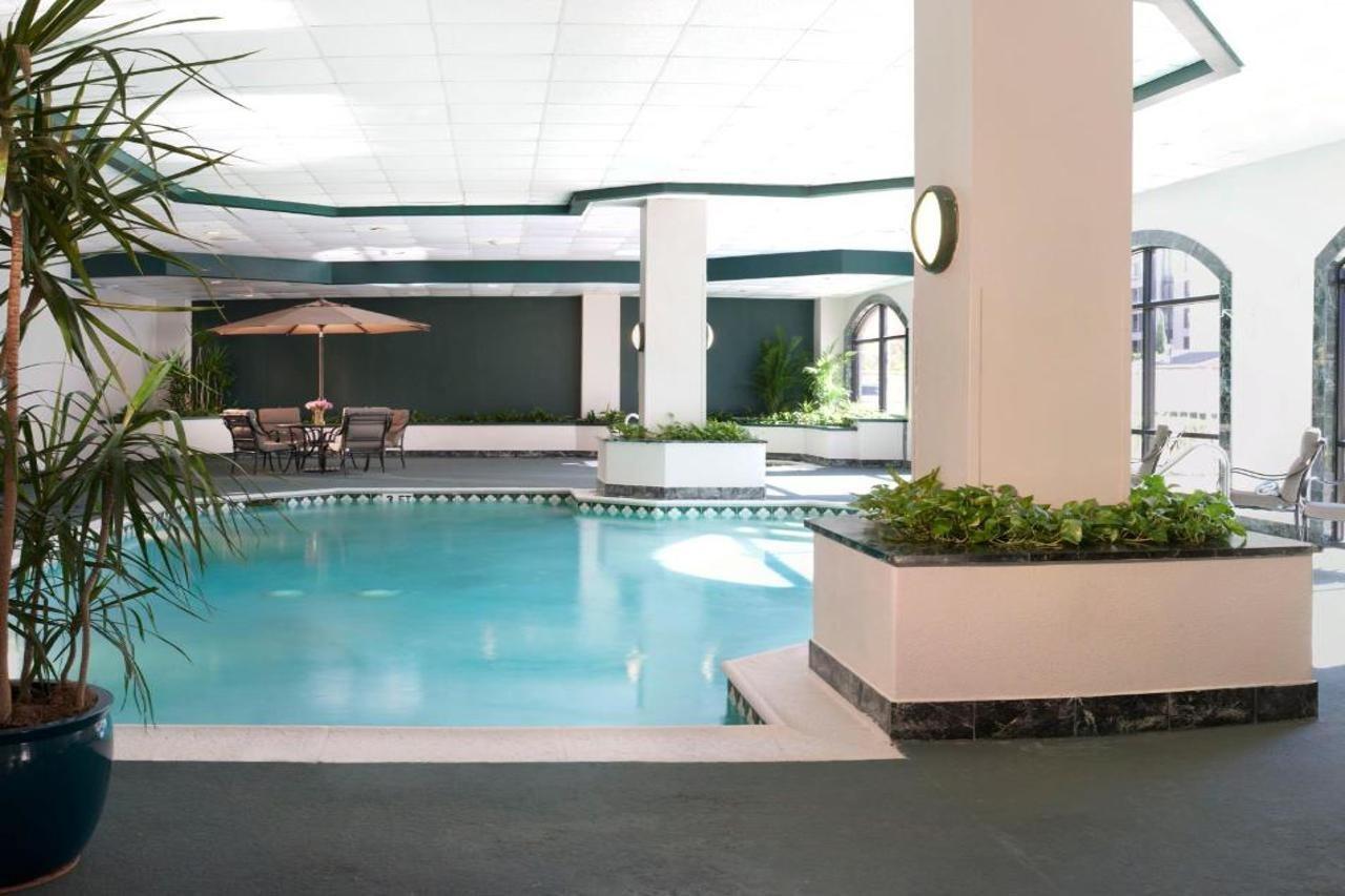 Embassy Suites By Hilton Houston Near The Galleria Ngoại thất bức ảnh