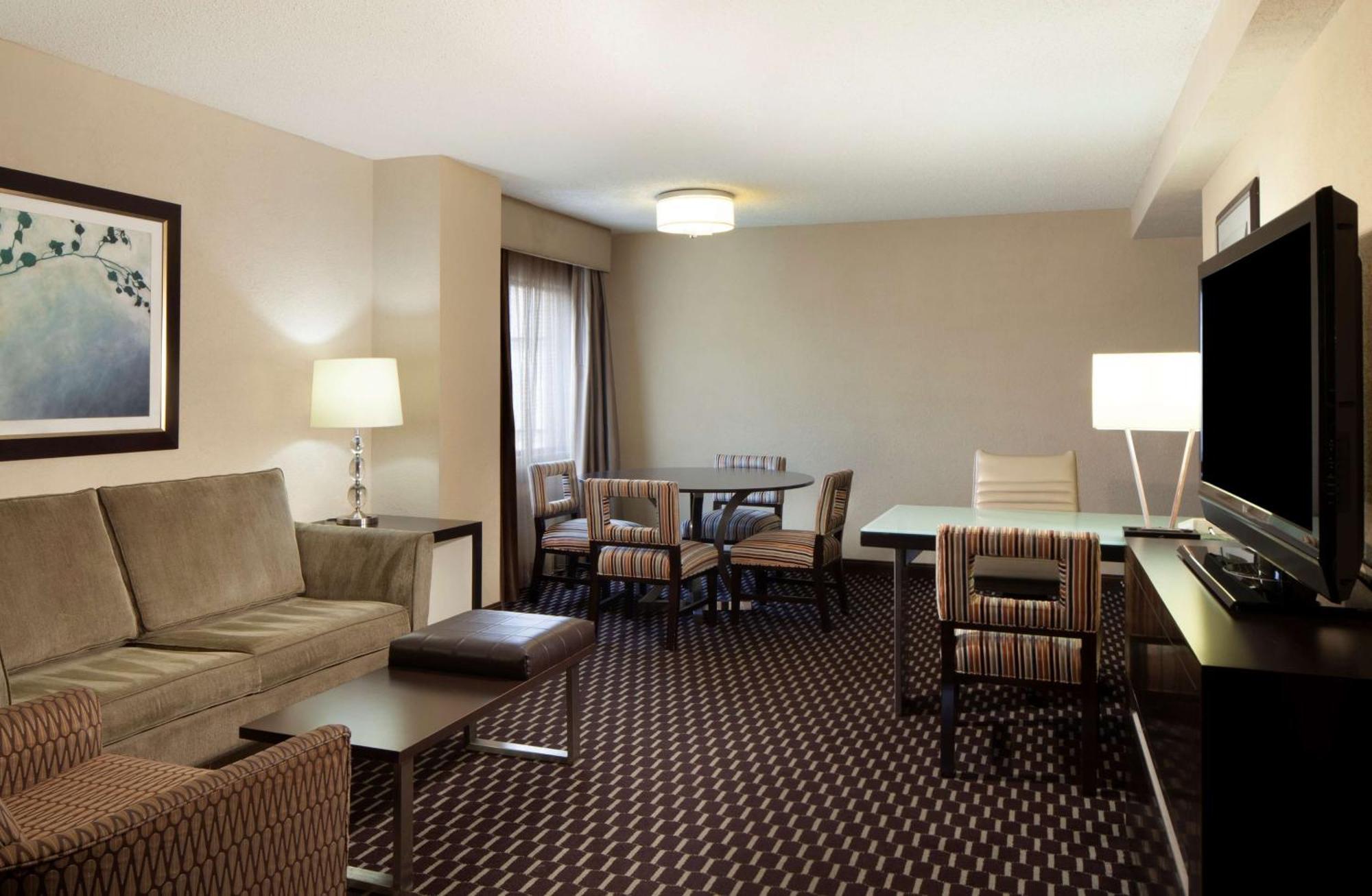 Embassy Suites By Hilton Houston Near The Galleria Ngoại thất bức ảnh