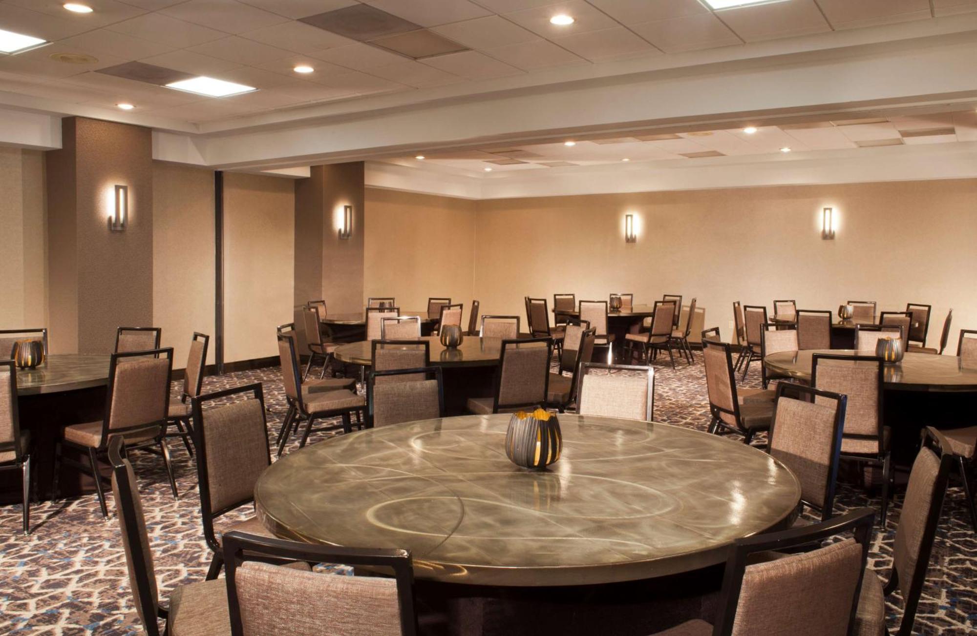 Embassy Suites By Hilton Houston Near The Galleria Ngoại thất bức ảnh