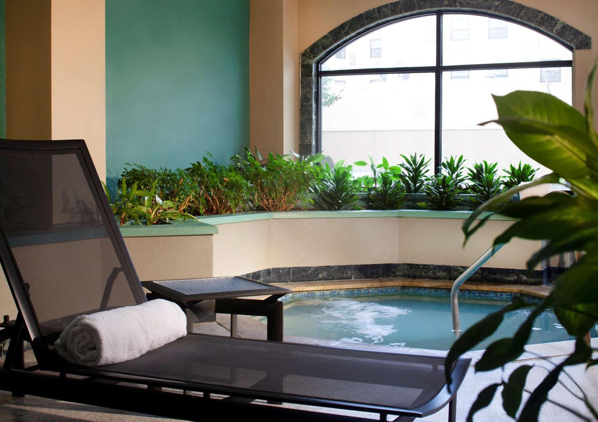 Embassy Suites By Hilton Houston Near The Galleria Ngoại thất bức ảnh