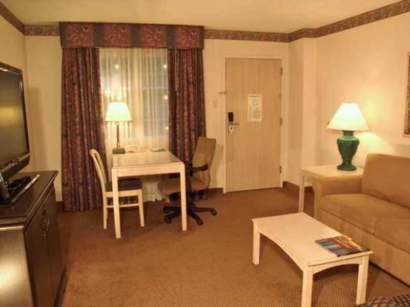 Embassy Suites By Hilton Houston Near The Galleria Phòng bức ảnh