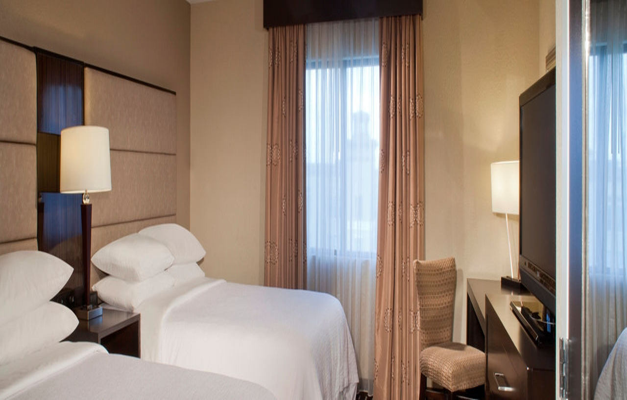 Embassy Suites By Hilton Houston Near The Galleria Ngoại thất bức ảnh